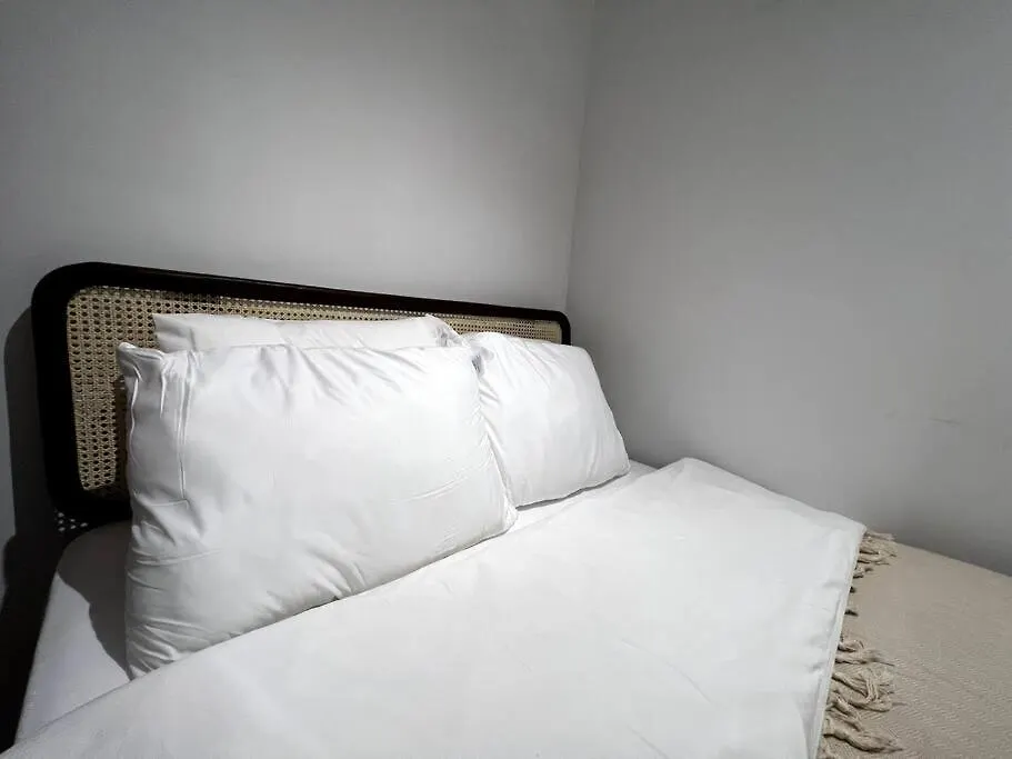 Cozy 2Br Renovated Apartment 1 Min To Metro Istanbul